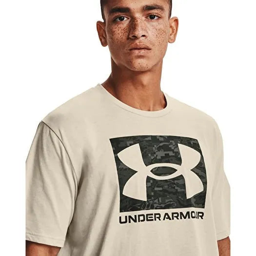 Under Armour Mens Camo Boxed Logo T-Shirt